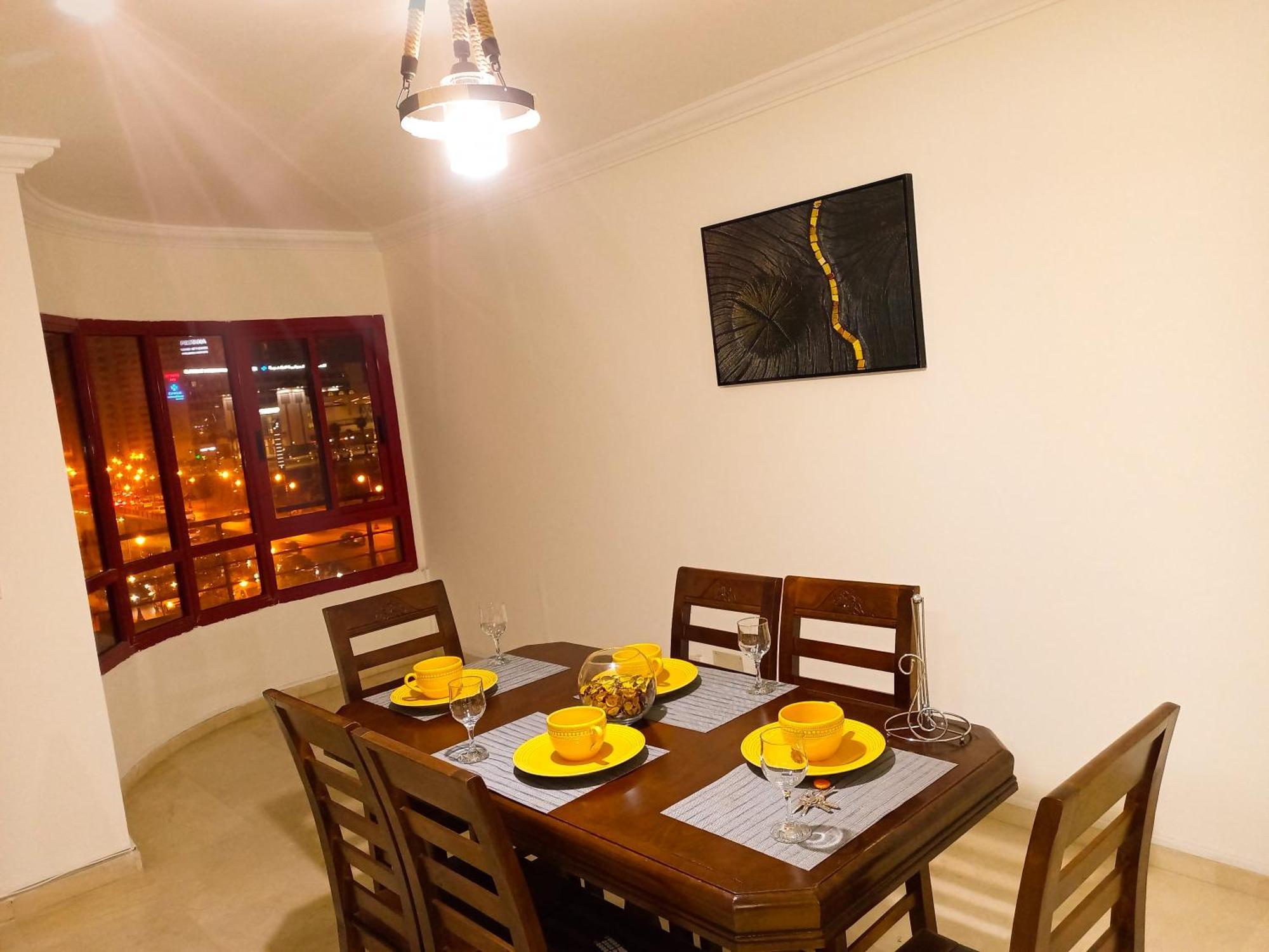 Amazing Appartement Au Centre Ville En Face Hilton & Gare Train De Tgv De Tanger 2N Exterior foto